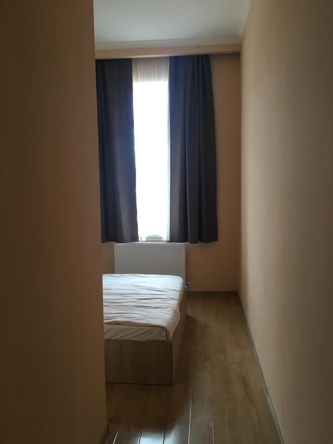 Kmg Hotel Khashuri エクステリア 写真