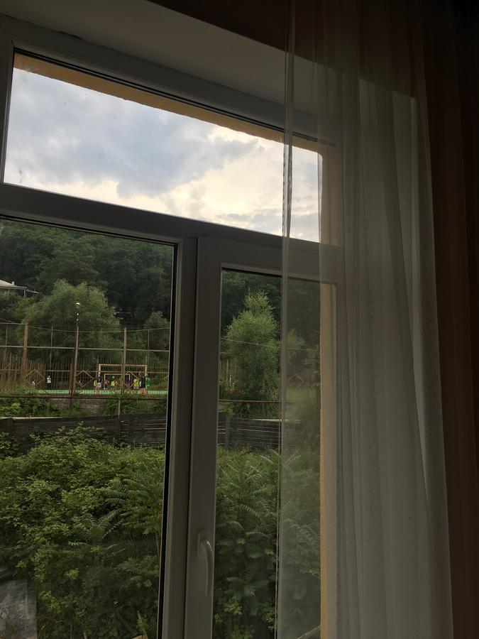 Kmg Hotel Khashuri エクステリア 写真